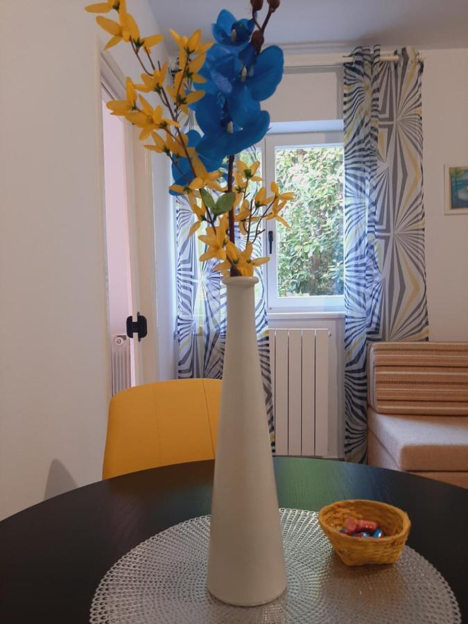 Apartment Sandra Rabac Exterior photo